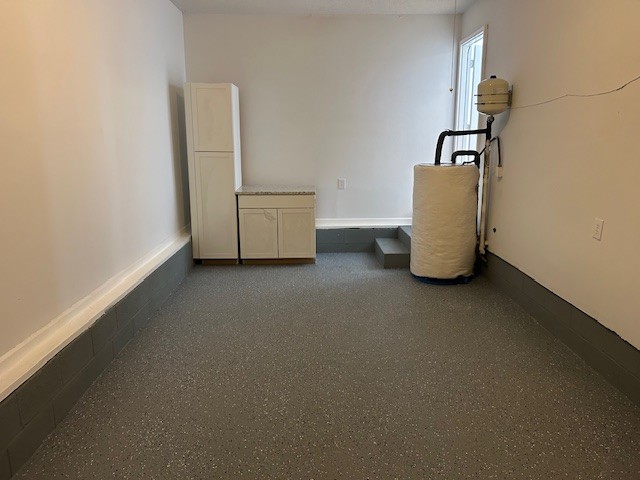 3403 Chaney Lane Clarksville, TN 37042 - Photo 28 of 28 an empty room with windows