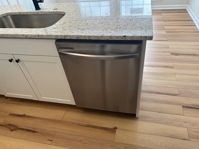 3403 Chaney Lane Clarksville, TN 37042 - Photo 5 of 28 a close view of sink and tap