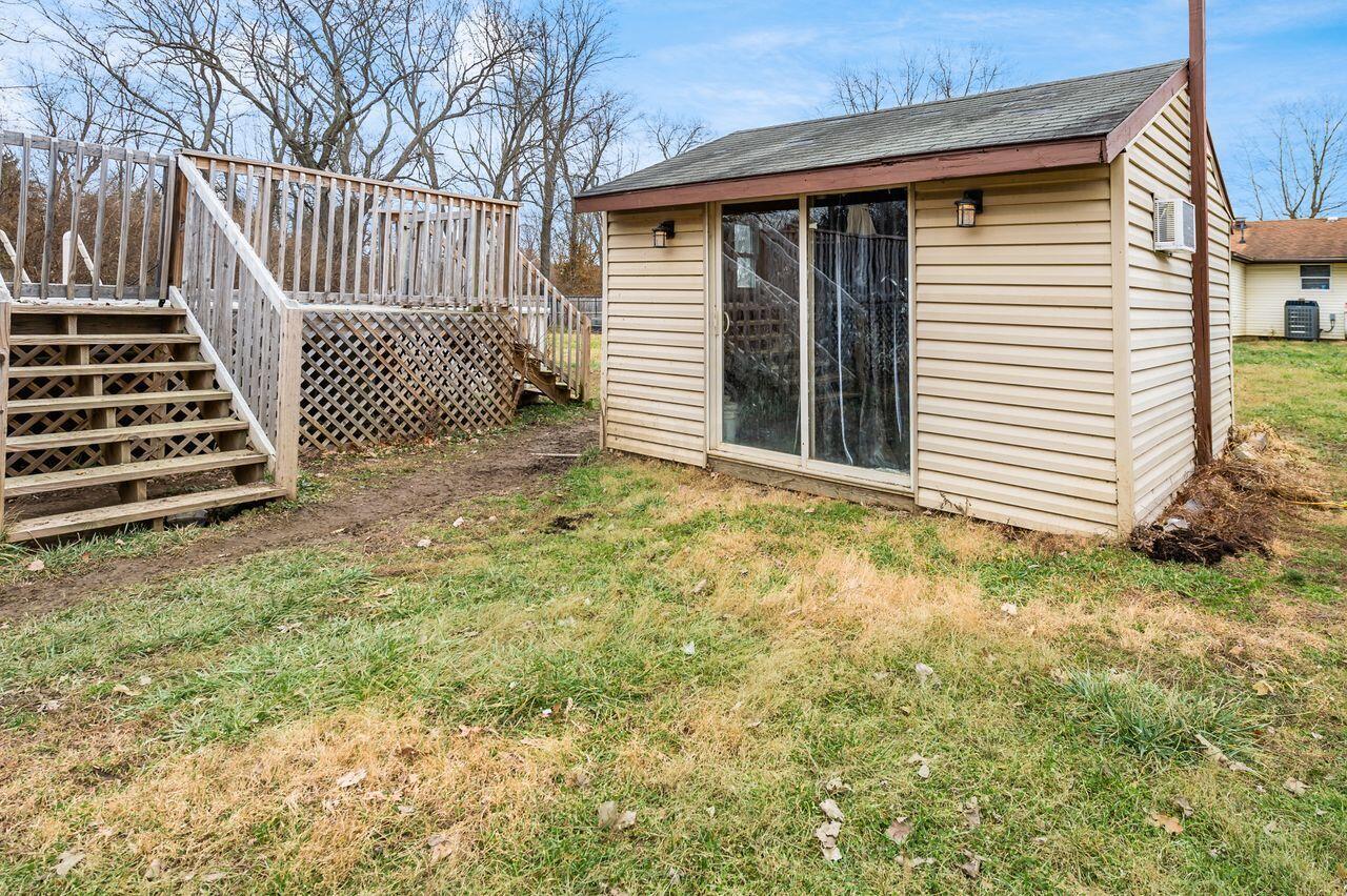 9615 Welch Road Orient, OH 43146 - Photo 18 of 30 W_9615_Welch_Rd-045