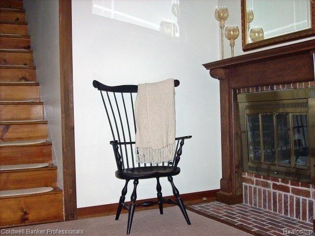 9752 Rattalee Lake Road Clarkston, MI 48348 - Photo 13 of 25 Fireplace Living Room