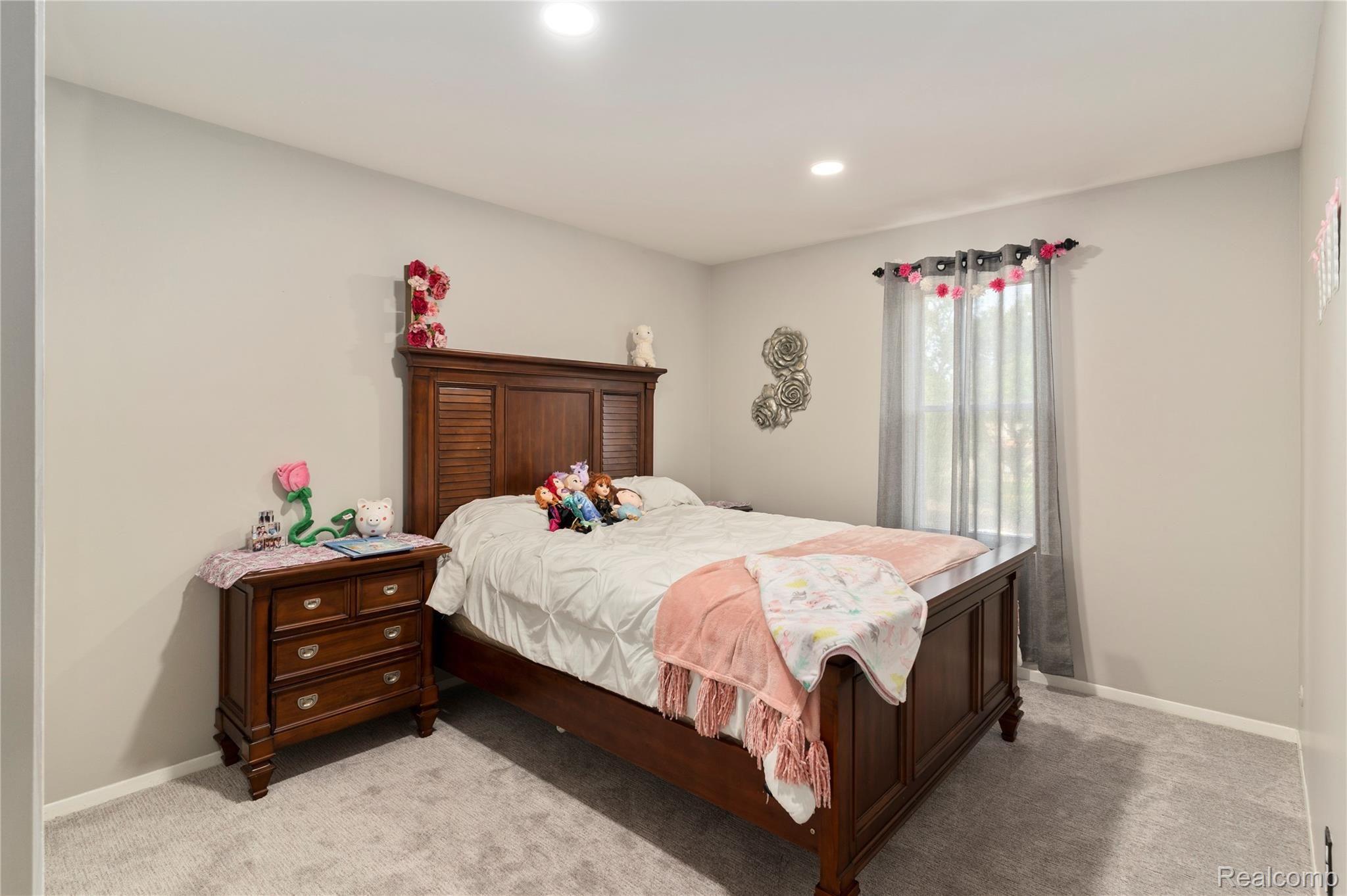 24595 Jamestowne Road Novi, MI 48375 - Photo 23 of 34 DSC00007.jpg