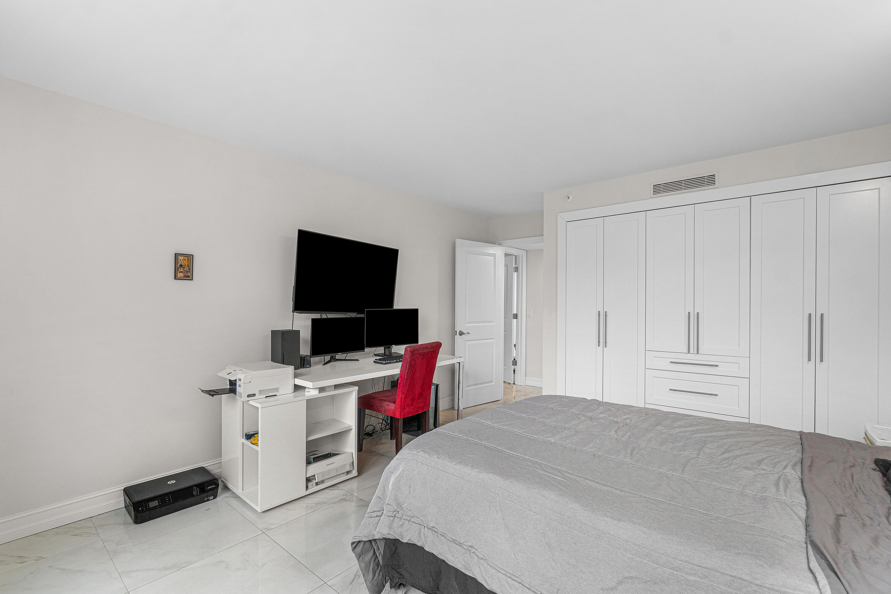7768 Lakeside Boulevard, Unit 533 Boca Raton, FL 33434 - Photo 19 of 29 Bedroom 2