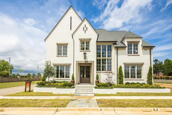 $1,225,000 | 9112 Wilder Run Circle North, Germantown, TN 38138