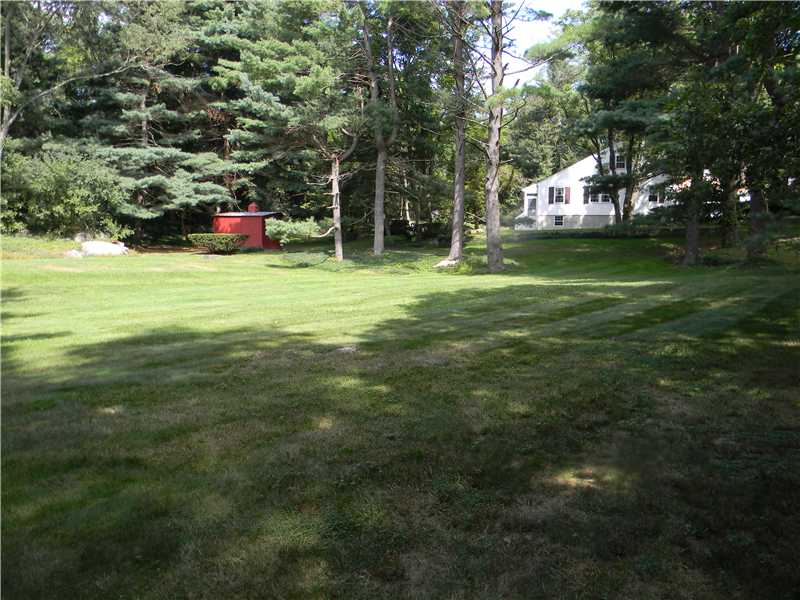 1032 Great Road Lincoln, RI 02865 - Photo 5 of 10 Yard/Garden.
