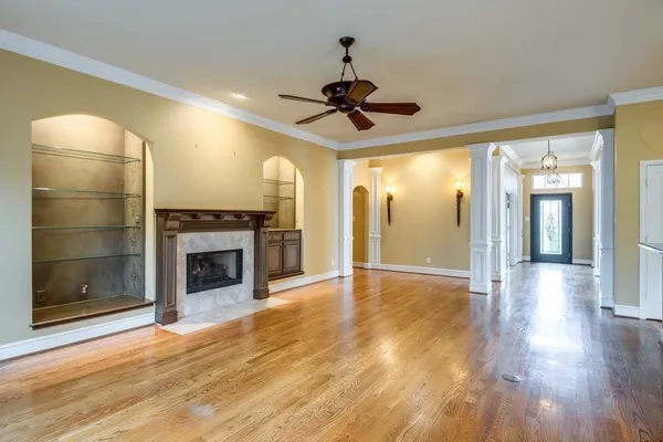 $5,000 | 725 Saxon Trail, Southlake, TX 76092