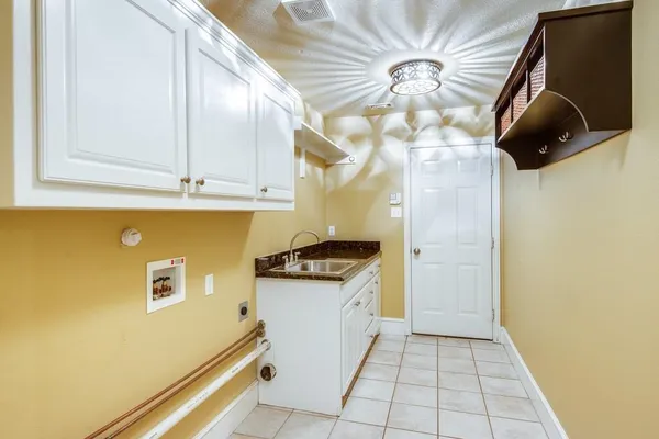 $5,000 | 725 Saxon Trail, Southlake, TX 76092