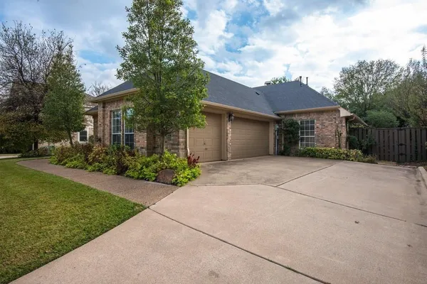 $5,000 | 725 Saxon Trail, Southlake, TX 76092