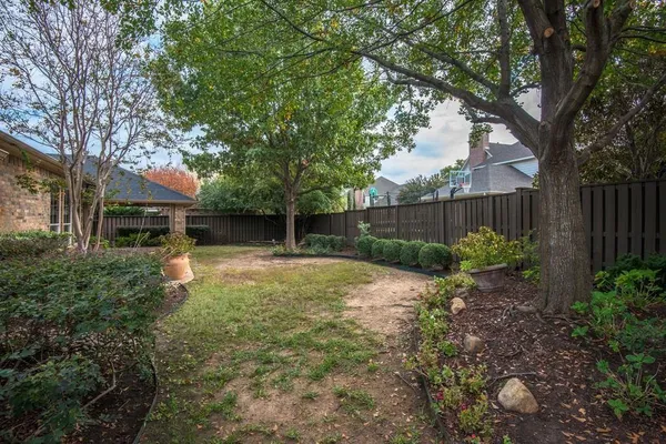 $5,000 | 725 Saxon Trail, Southlake, TX 76092