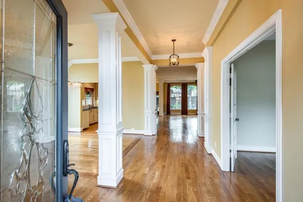 $5,000 | 725 Saxon Trail, Southlake, TX 76092