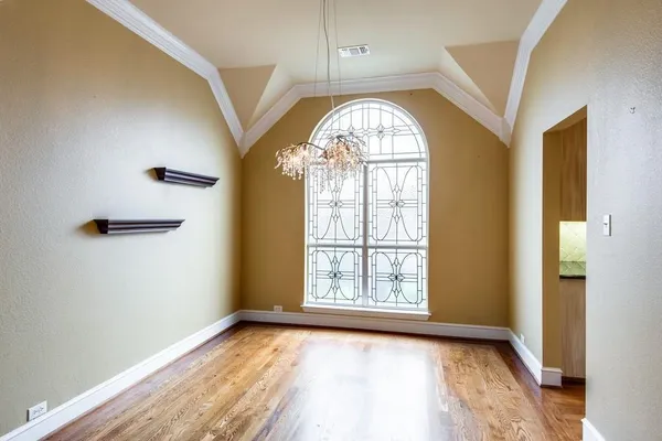 $5,000 | 725 Saxon Trail, Southlake, TX 76092