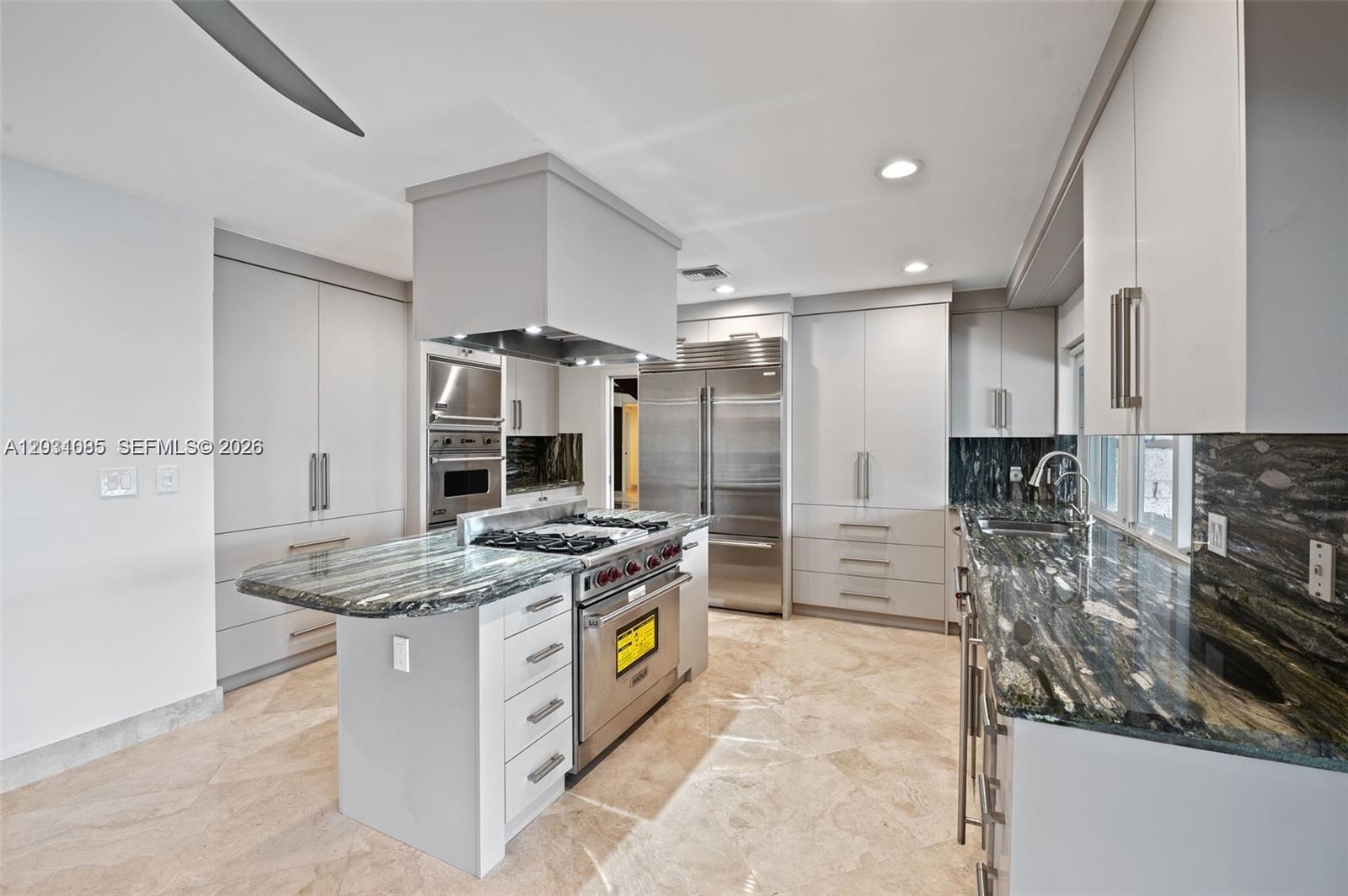 2015 Northeast 120th Road North Miami, FL 33181 - Photo 19 of 67