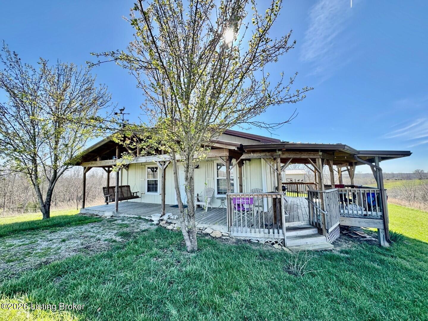 2262 Baker Ridge Road Willisburg, KY 40078 - Photo 16 of 28 016_Cabin