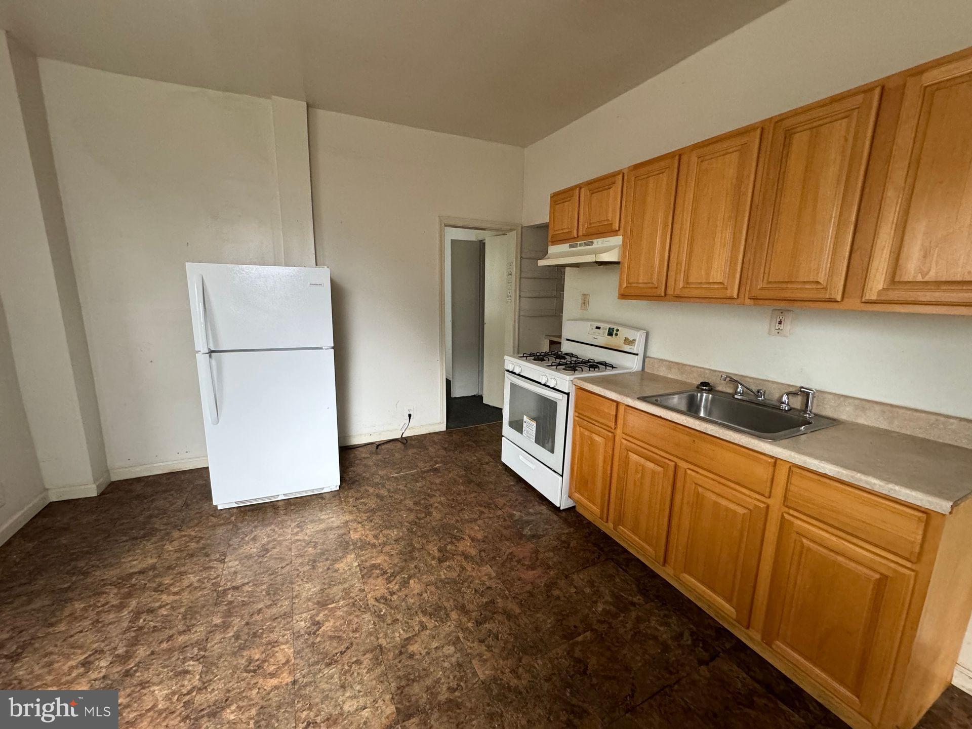 1016 Pine Street, Unit 1 Darby, PA 19023 - Photo 3 of 10