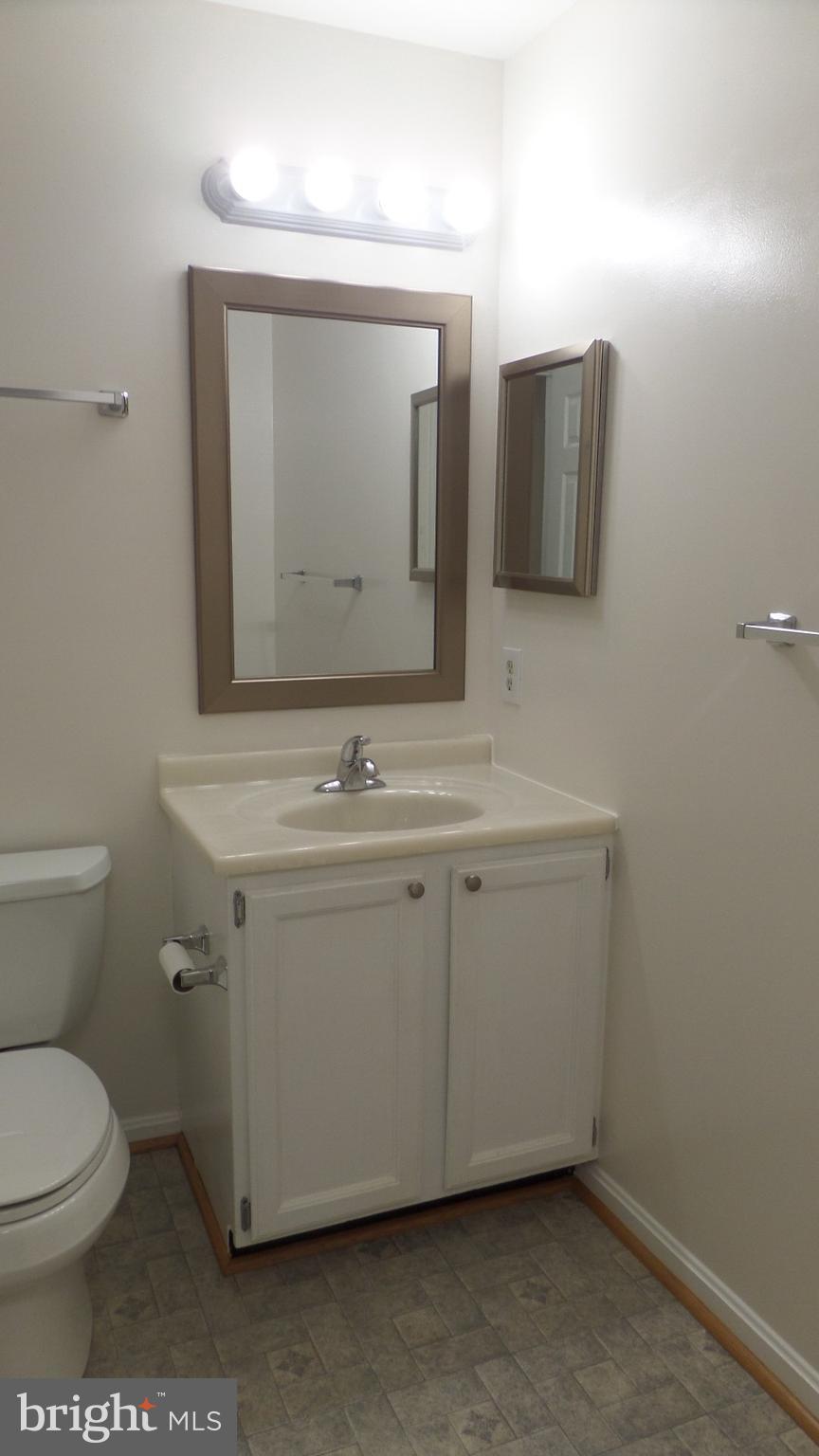 3004 Kings Village Road Alexandria, VA 22306 - Photo 14 of 22 Hall Bath