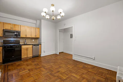 $225,000 | 118 Corbin Avenue, Unit 103, Jersey City, NJ 07306