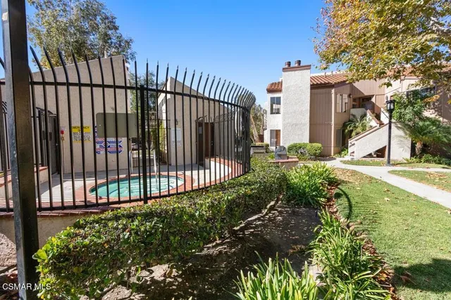 a view of a garden with a small yard