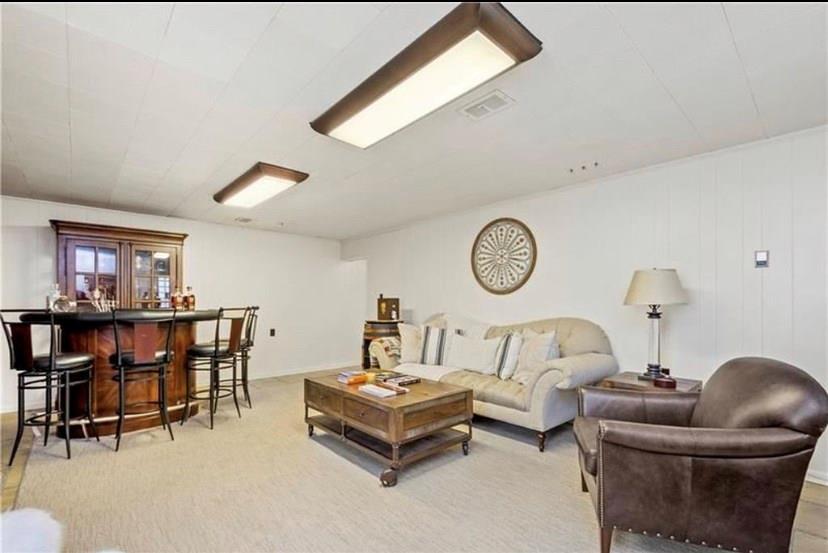 374 Midway Road Pittsburgh, PA 15216 - Photo 21 of 25 Gallery Image 21