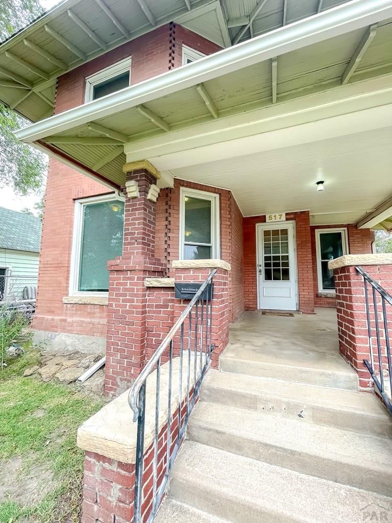 517 Raton Avenue La Junta, CO 81050 - Photo 4 of 45