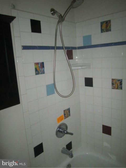1078 Kings Road Pasadena, MD 21122 - Photo 26 of 26 Bath