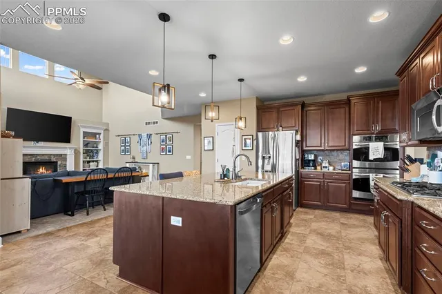 $975,000 | 4997 Persimmon Lane, Castle Rock, CO 80109