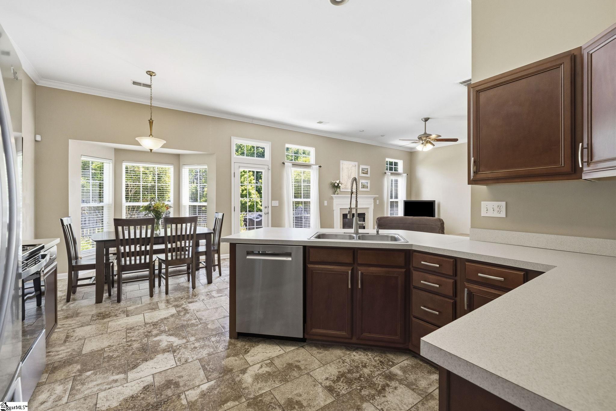 11 Renforth Road Simpsonville, SC 29681 - Photo 17 of 44
