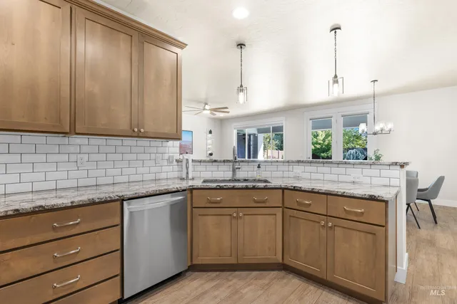 $735,000 | 1956 North World Cup Way, Eagle, ID 83616