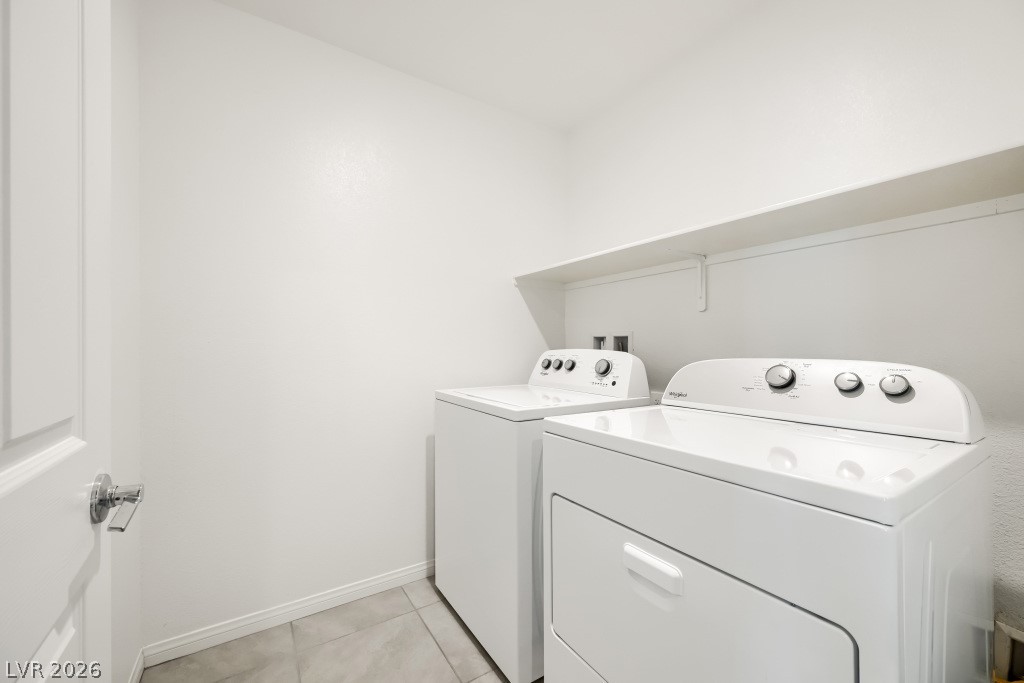 489 Filaree Place Henderson, NV 89015 - Photo 31 of 36 Convenient upstairs laundry area