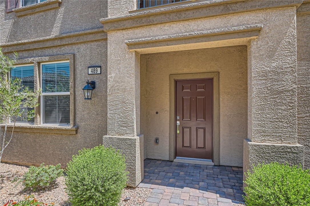 489 Filaree Place Henderson, NV 89015 - Photo 34 of 35 Charming porch entry