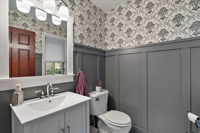 $1,174,900 | 7160 Hawick Court Northeast, Belmont, MI 49306