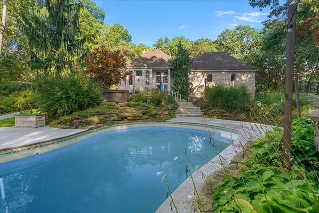 $1,174,900 | 7160 Hawick Court Northeast, Belmont, MI 49306