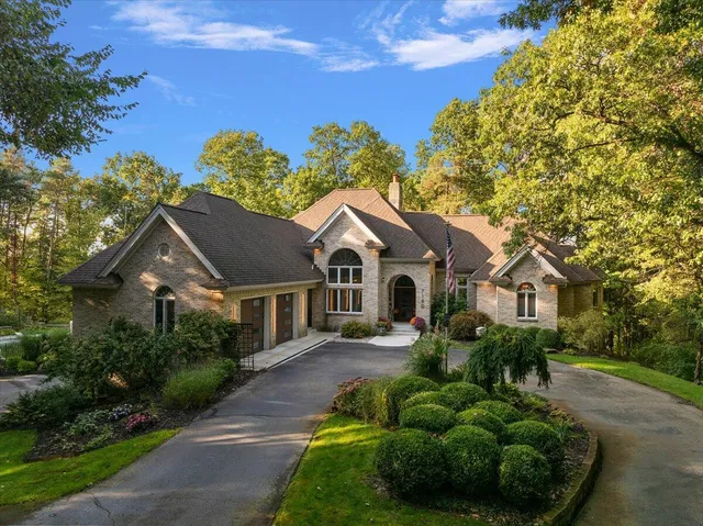 $1,174,900 | 7160 Hawick Court Northeast, Belmont, MI 49306