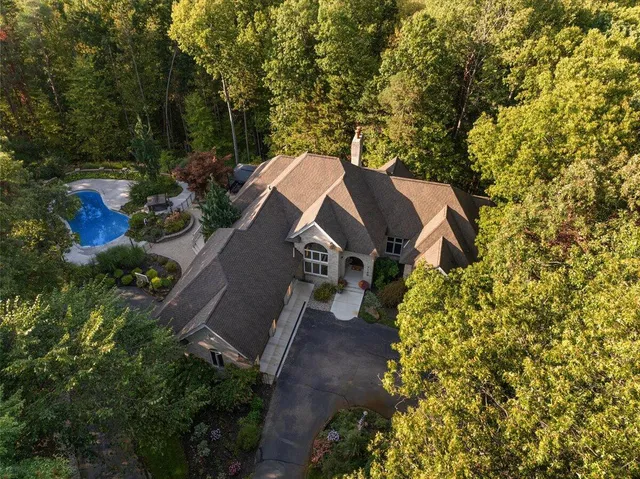 $1,174,900 | 7160 Hawick Court Northeast, Belmont, MI 49306