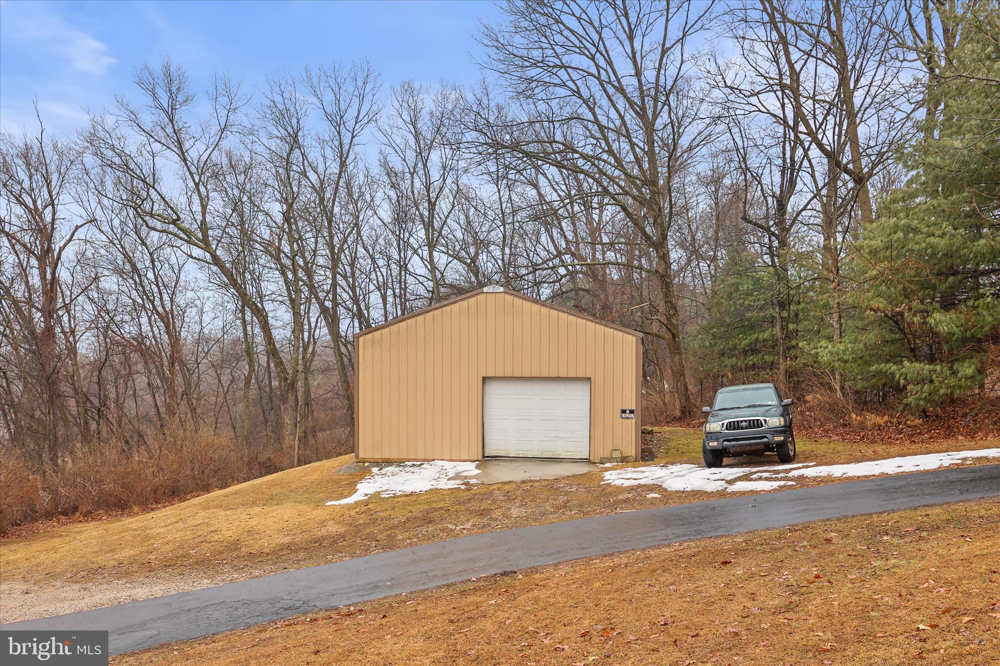 84 Lakeview Circle Hanover, PA 17331 - Photo 31 of 35