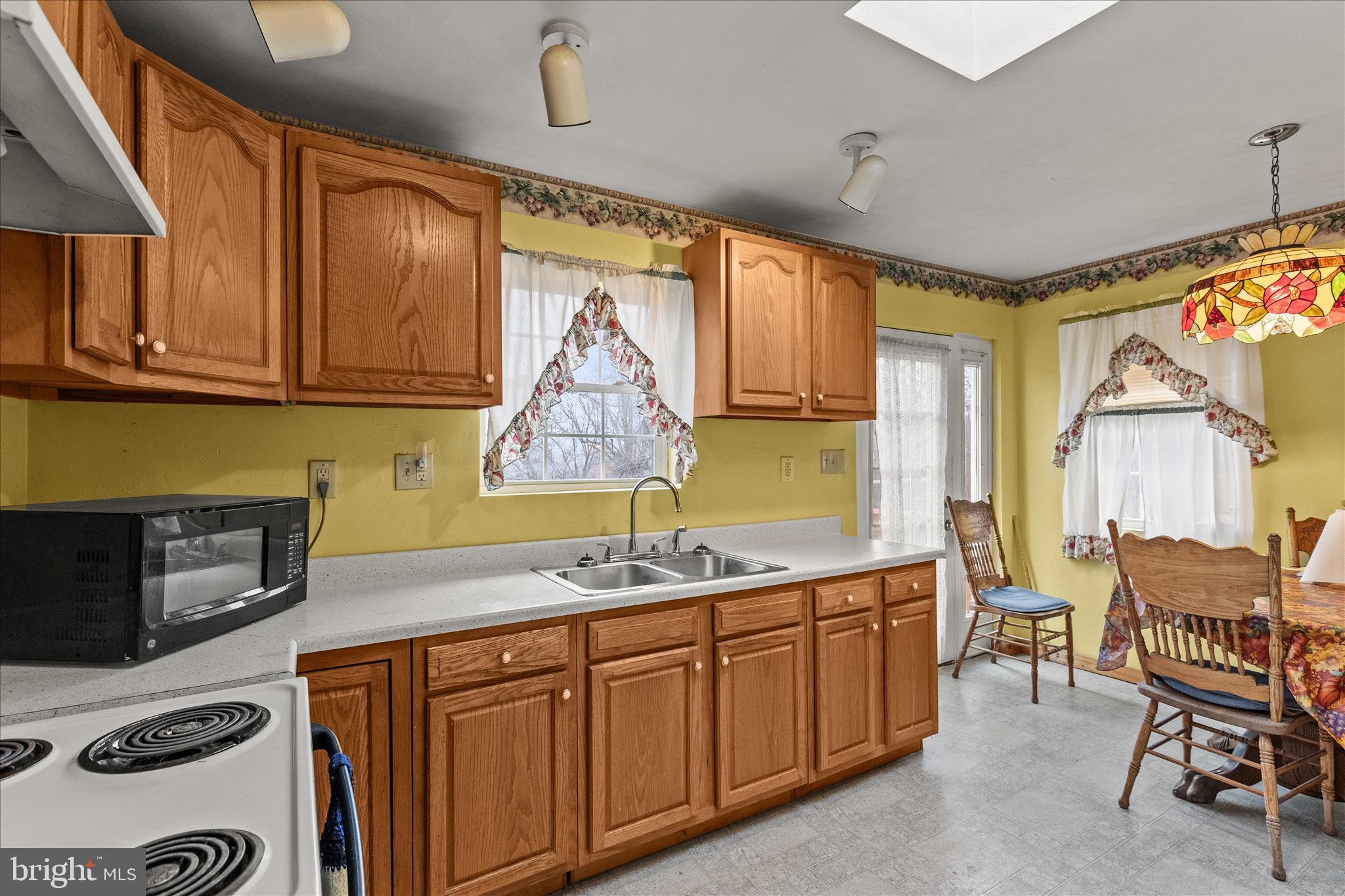 84 Lakeview Circle Hanover, PA 17331 - Photo 10 of 35