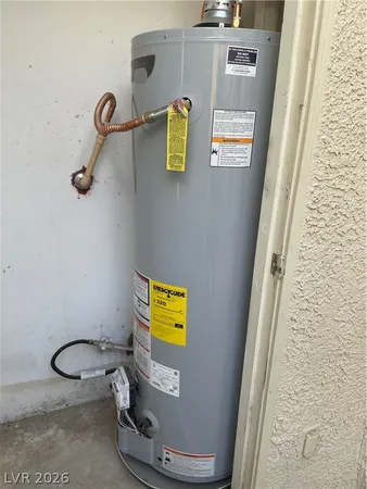 $1,095 | 5710 East Tropicana Avenue, Unit 2033, Las Vegas, NV 89122