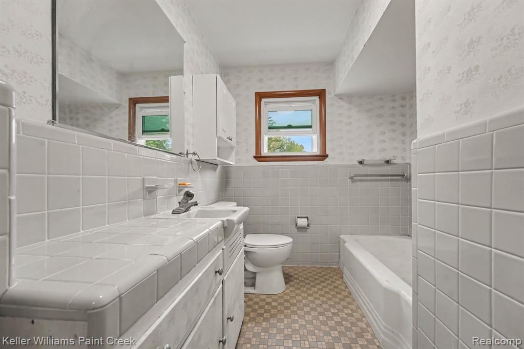 71320 Dequindre Road Romeo, MI 48065 - Photo 13 of 27 Gallery Image 13