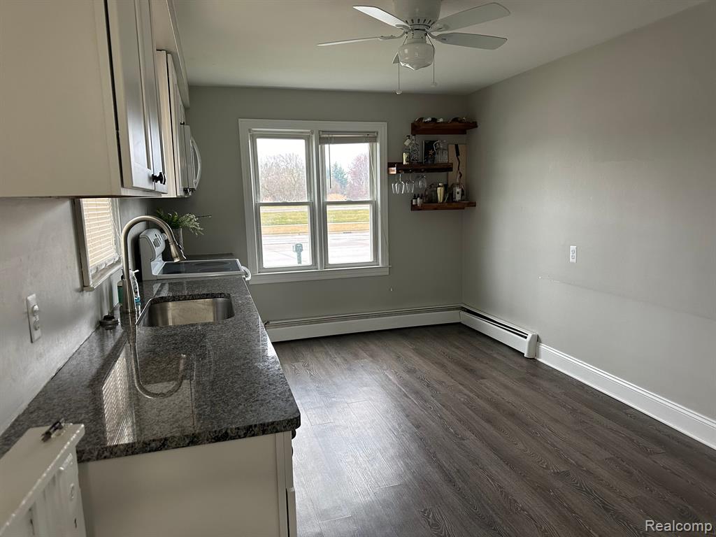 46790 Romeo Plank Road Macomb, MI 48044 - Photo 18 of 32