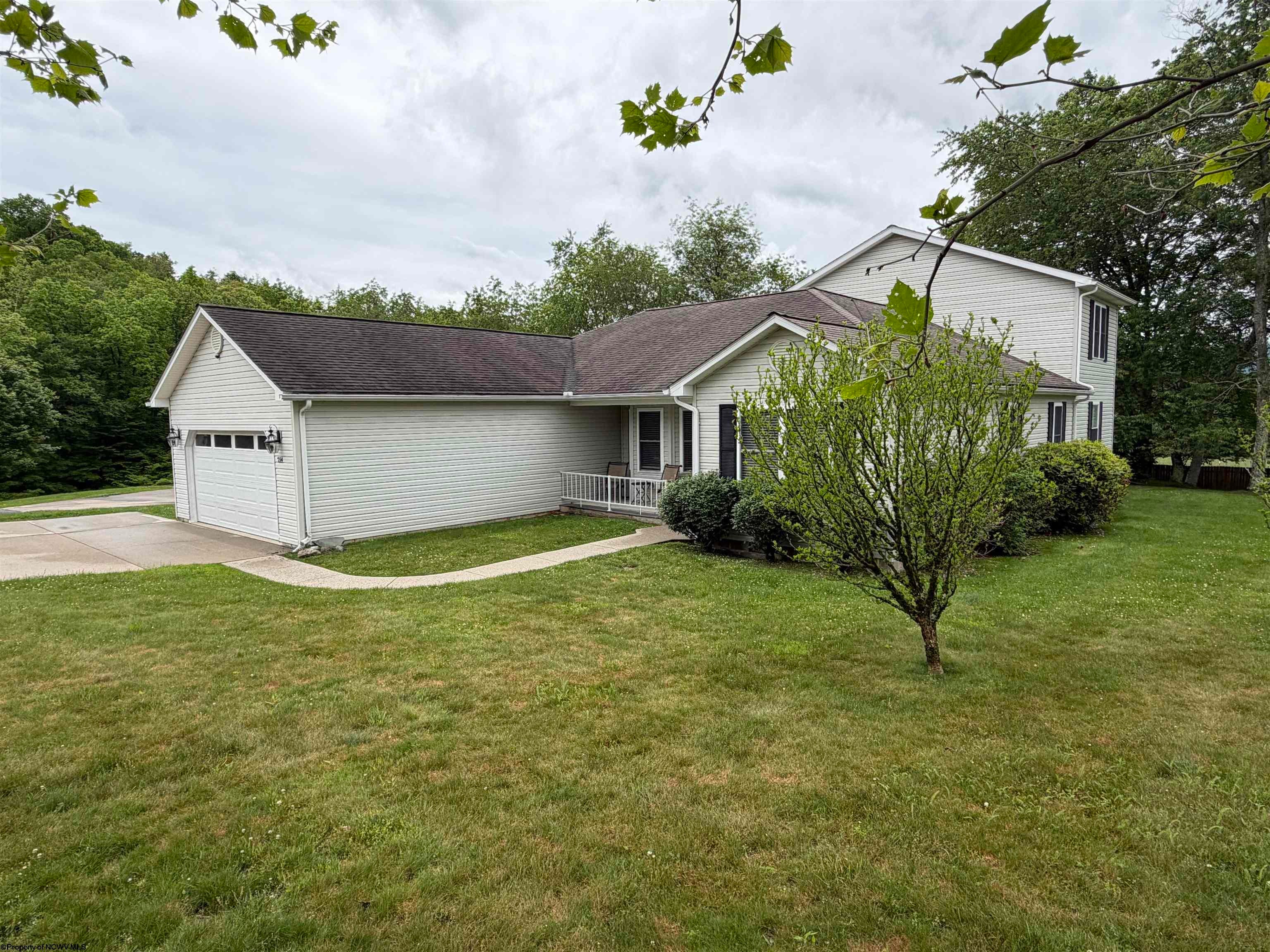 214 Edgewood Ests Road Beverly, WV 26253 - Photo 10 of 44 Gallery Image 10