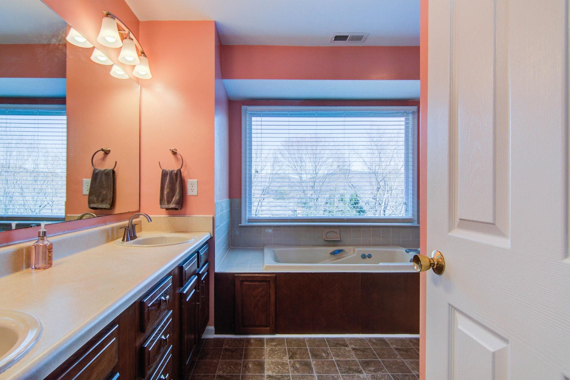 627 Stayman Road Roanoke, VA 24019 - Photo 20 of 35 Master Bath photo 1