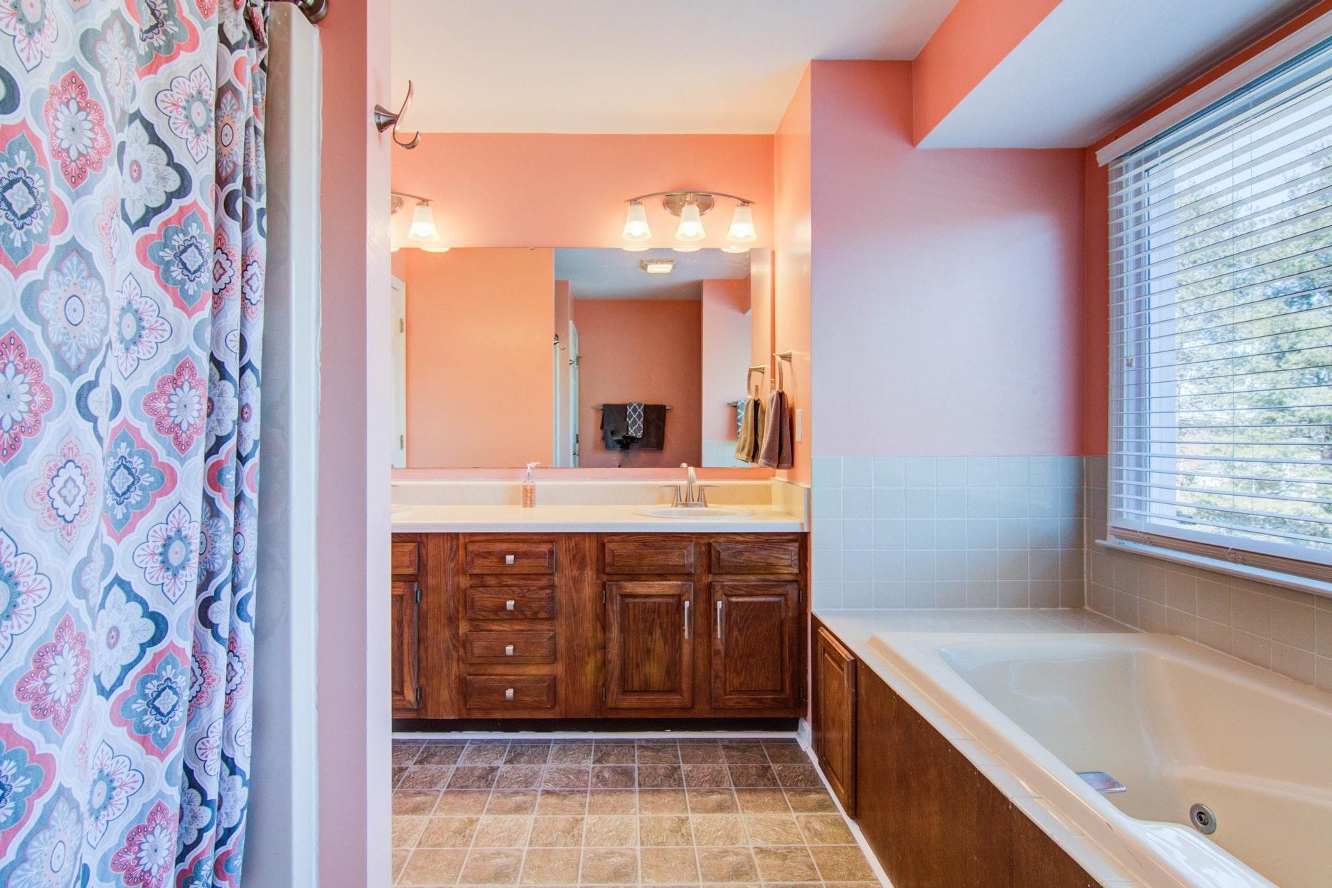 627 Stayman Road Roanoke, VA 24019 - Photo 22 of 35 Master Bath photo 3