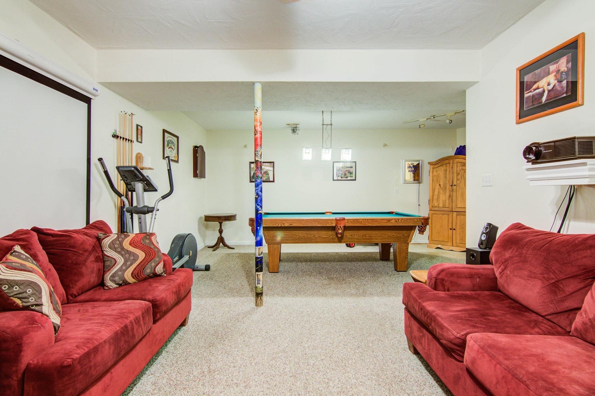 627 Stayman Road Roanoke, VA 24019 - Photo 29 of 35 Family Rm