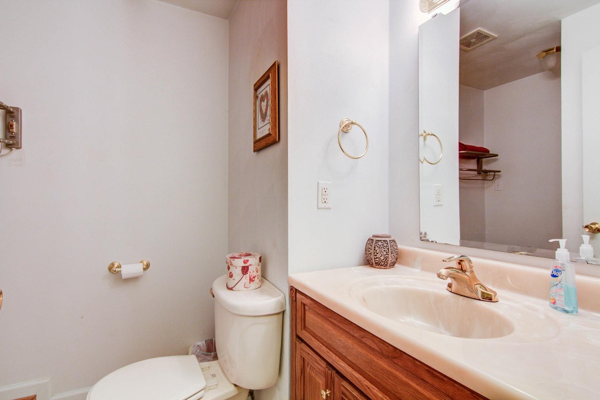 627 Stayman Road Roanoke, VA 24019 - Photo 34 of 35 Basement Full Bath