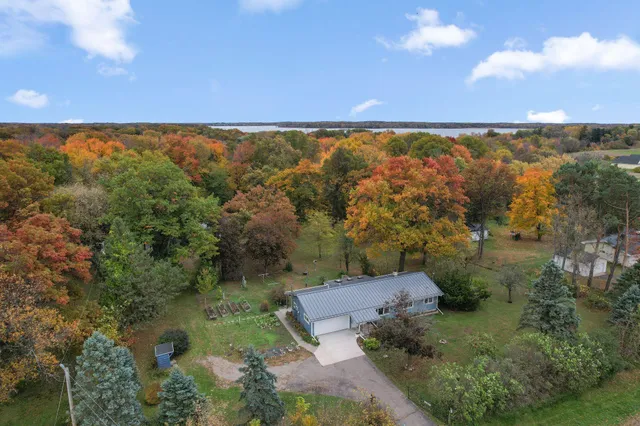 $425,000 | 19085 Manning Trail North, Marine on St. Croix, MN 55047