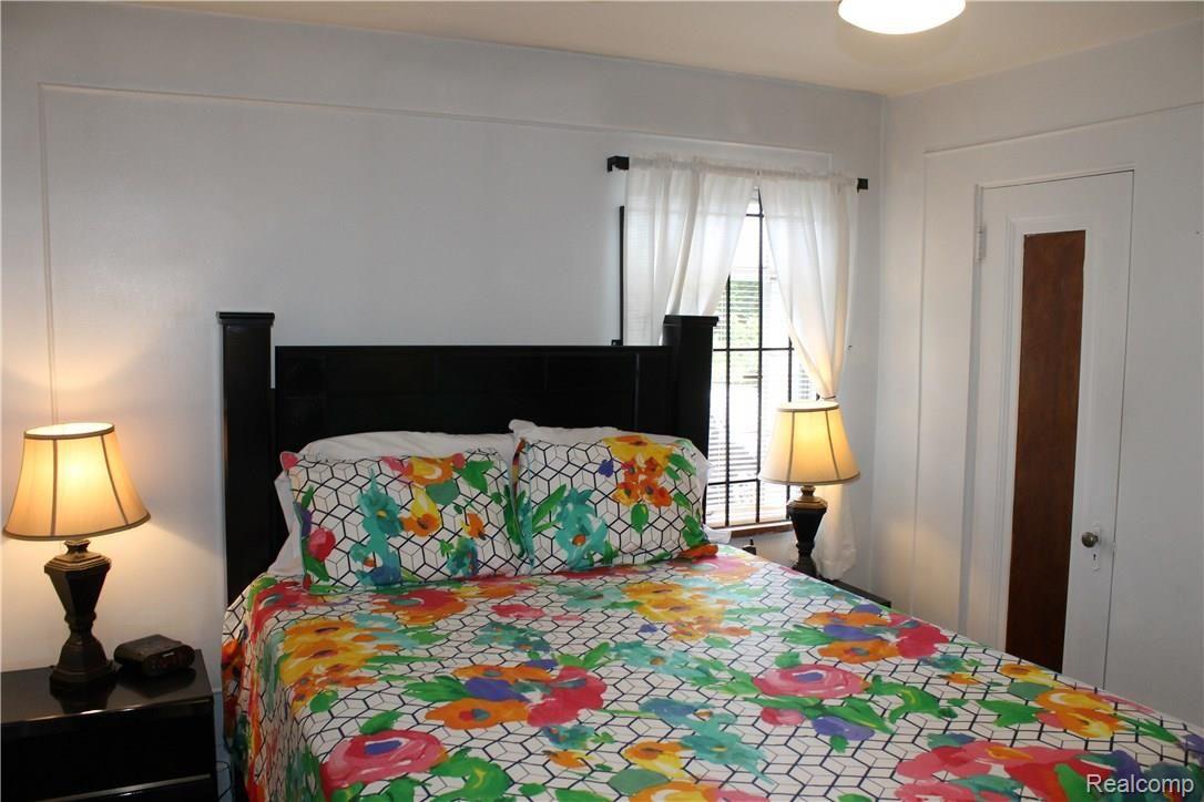 5274 Balfour Road Detroit, MI 48224 - Photo 17 of 21 13.jpg