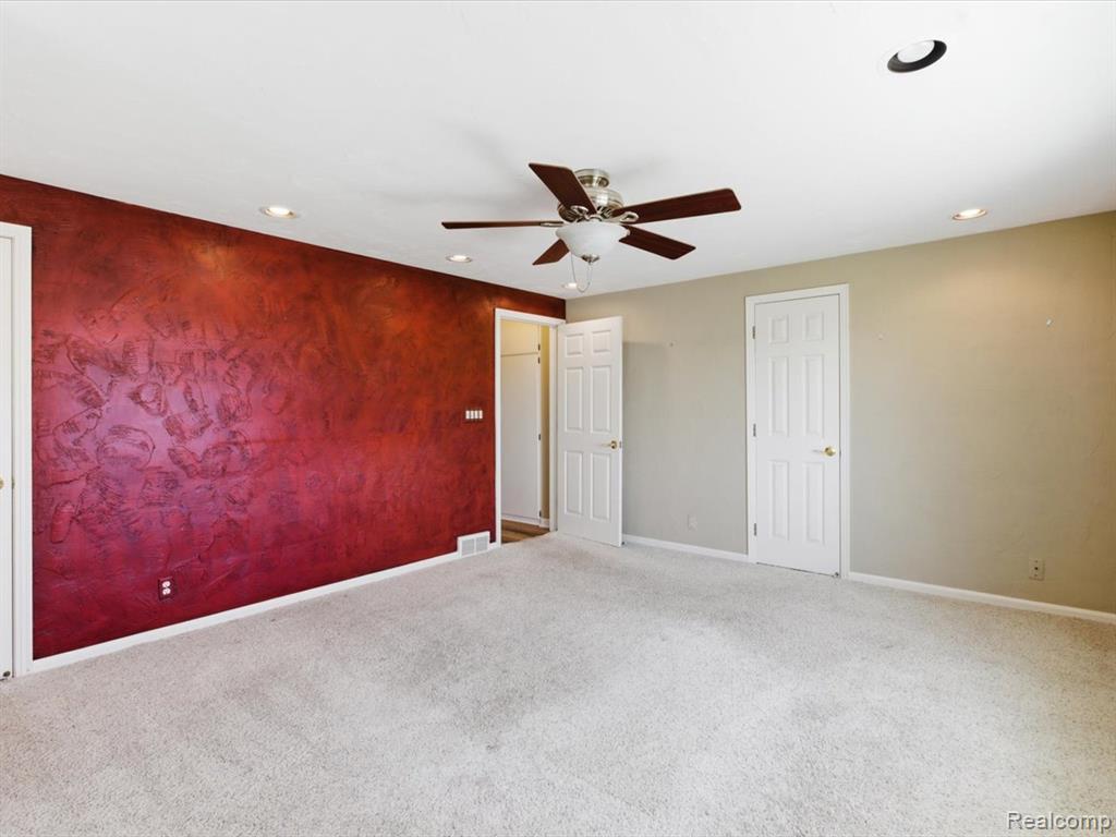 1265 River Road St. Clair, MI 48079 - Photo 17 of 48
