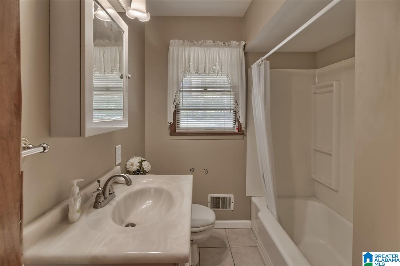 1204 5th Street West Jasper, AL 35501 - Photo 12 of 17