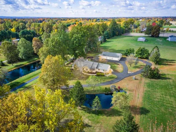 $650,000 | 13427 Snyder Church Road Northwest, Baltimore, OH 43105