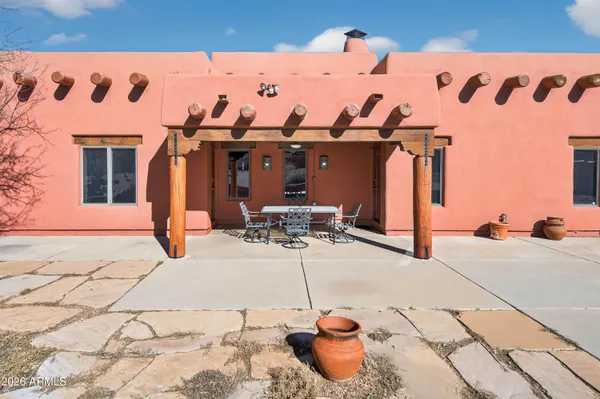 $675,000 | 5676 South Mir Way, Hereford, AZ 85615