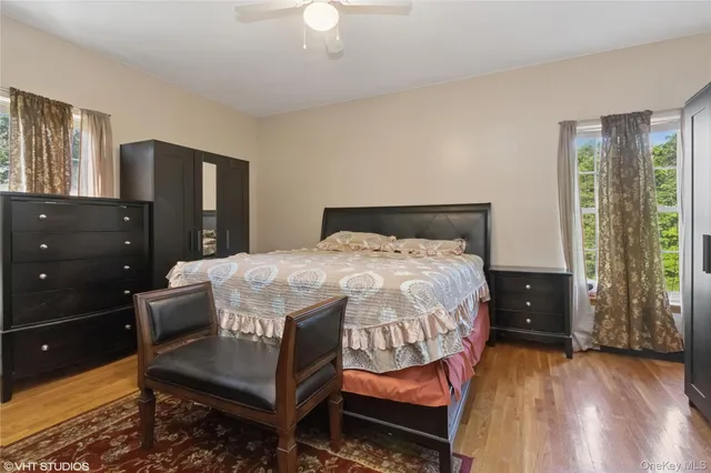 $995,000 | 10 Willys Court, Rock Tavern, NY 12575