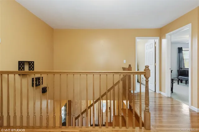 $995,000 | 10 Willys Court, Rock Tavern, NY 12575